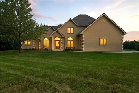 23775 Old Kansas City Road Spring Hill KS 66083