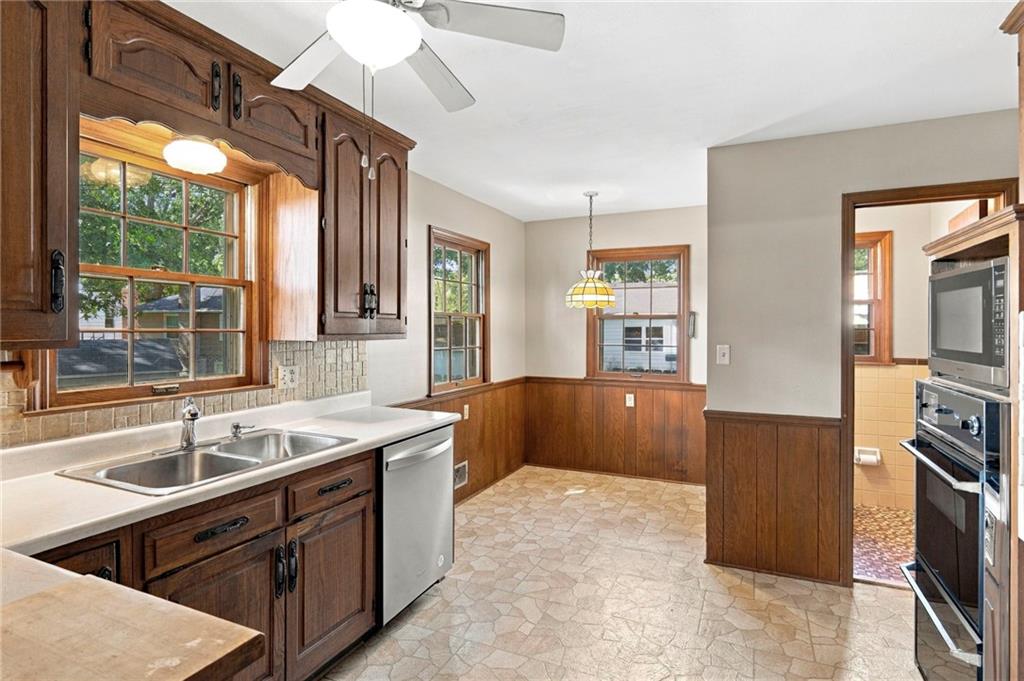 3515 W 49th Street