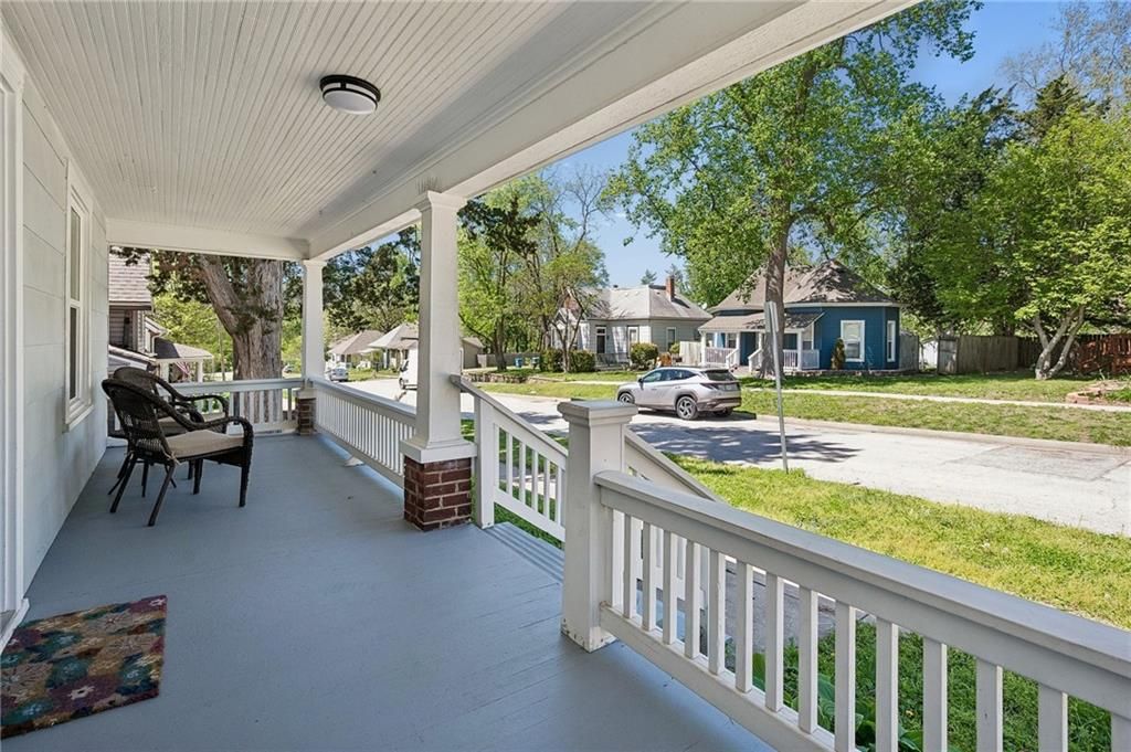 Photo of 111 Groom Street, Liberty, MO 64068 (MLS # 2615487)