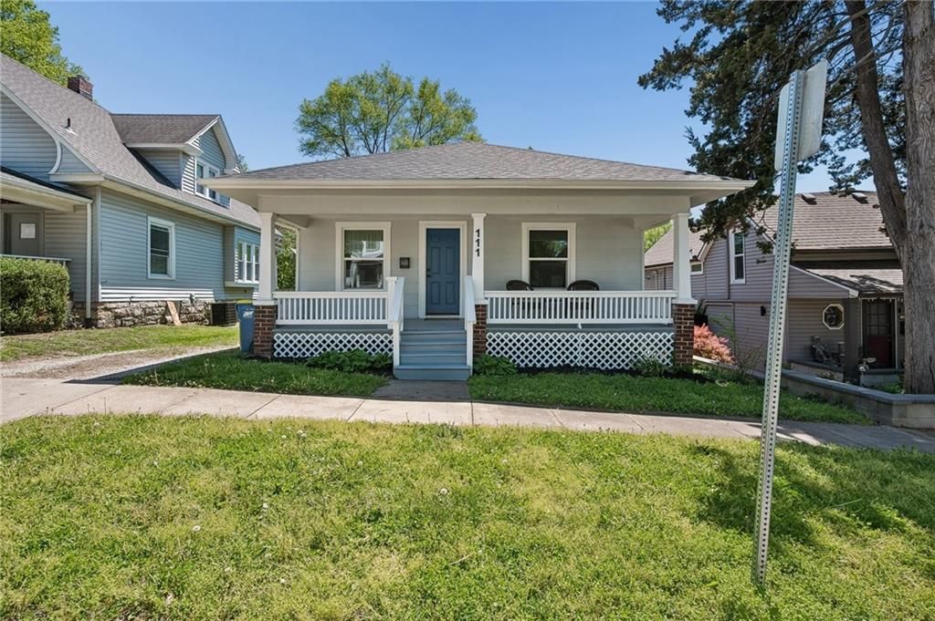 Photo of 111 Groom Street, Liberty, MO 64068 (MLS # 2615487)