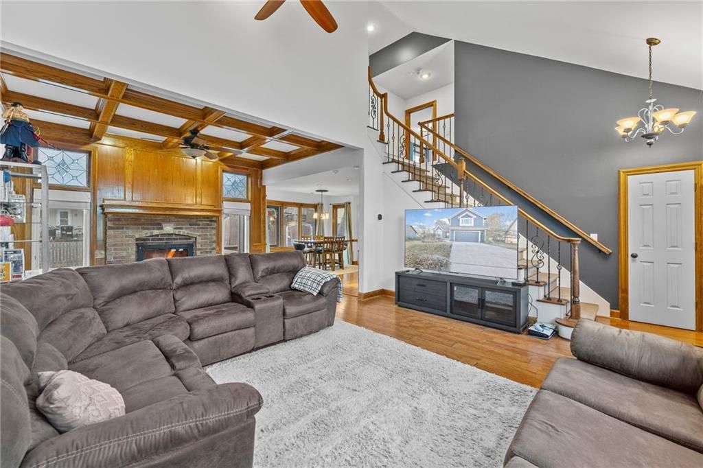 Photo of 15206 Foster Street, Overland Park, KS 66223 (MLS # 2592413)