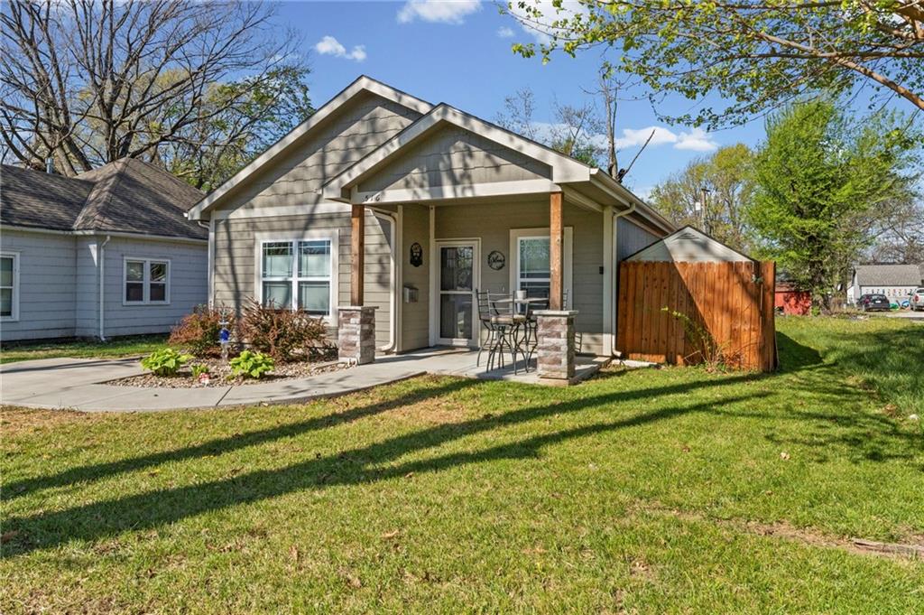 516 N Mulberry Street