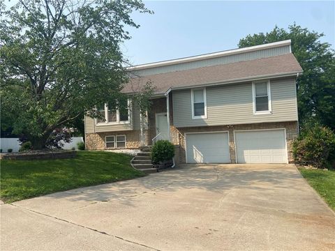108 Charles Street Liberty MO 64068