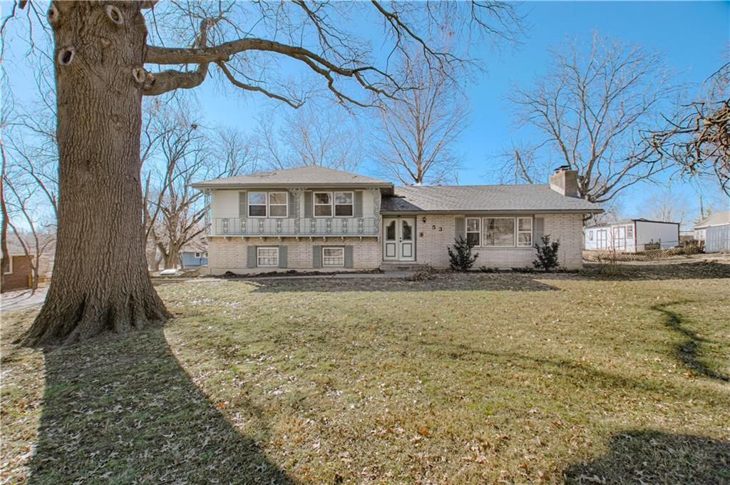 Photo of 53 Fulkerson Circle, Liberty, MO 64068 (MLS # 2598347)