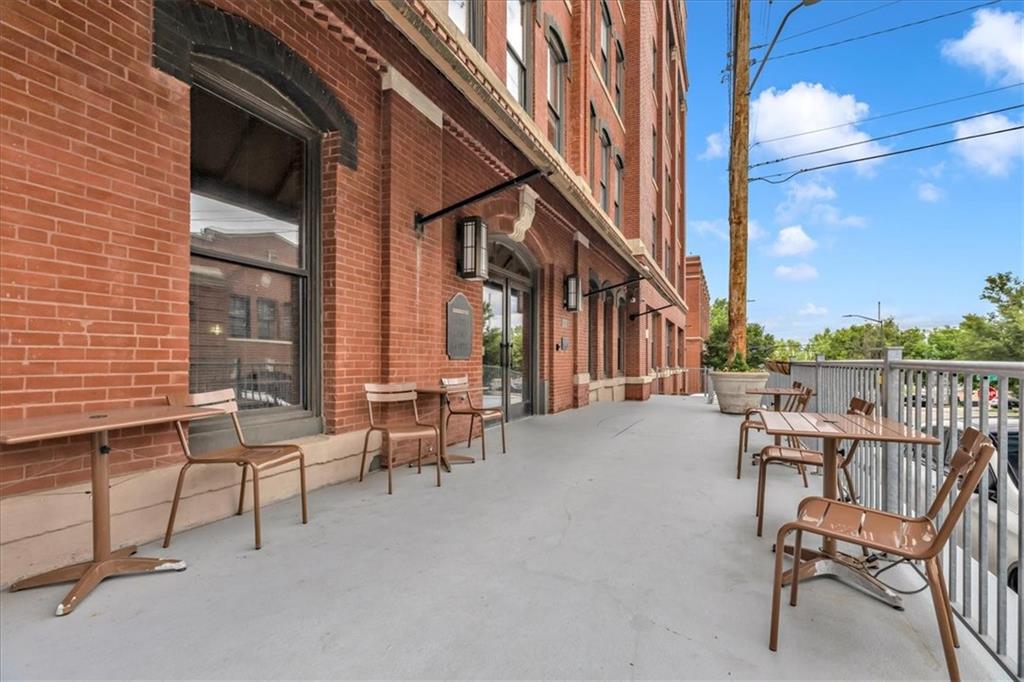 200 Main Street 211