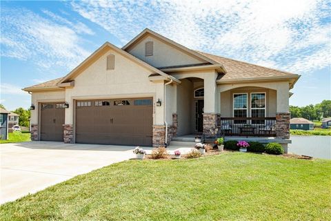 1112 SW Crabtree Circle, Oak Grove, MO 64075 - MLS#: 2628978