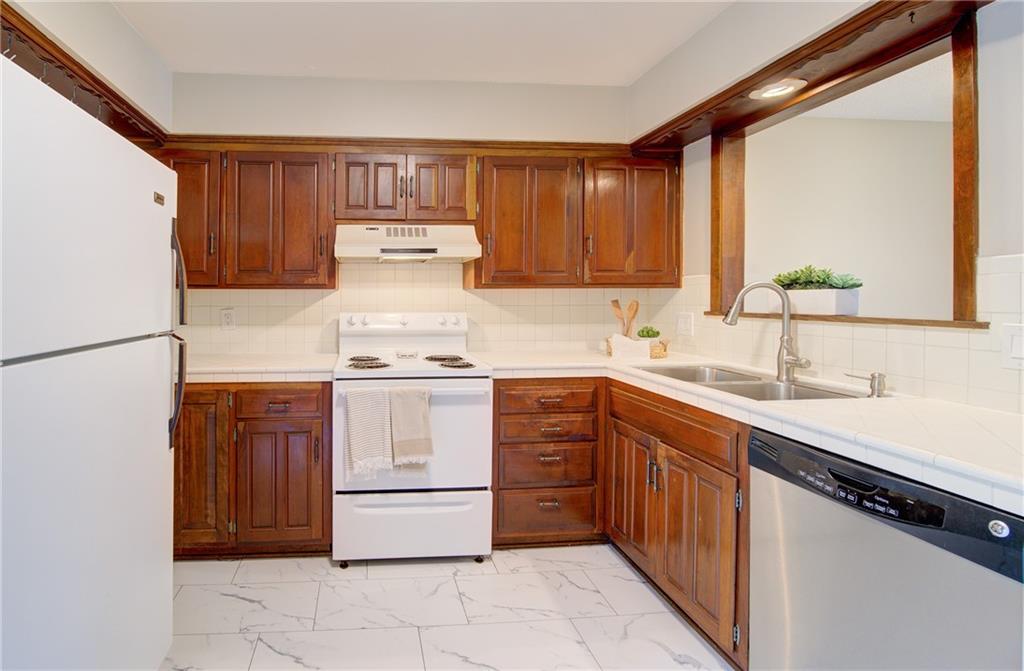 433 W 104th Street C