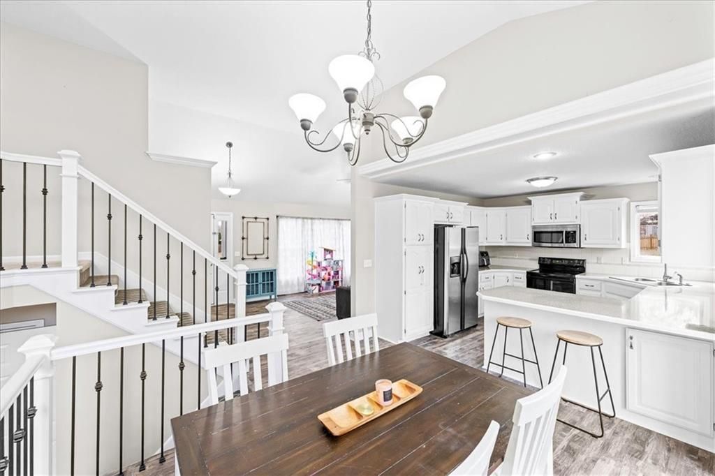 Photo of 1030 Black Oak Drive, Liberty, MO 64068 (MLS # 2598583)