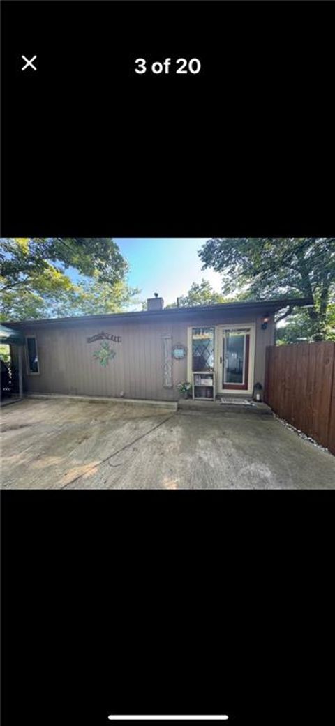 Photo of 176 Kansas City Way, Sunrise Beach, MO 65079 (MLS # 2578161)