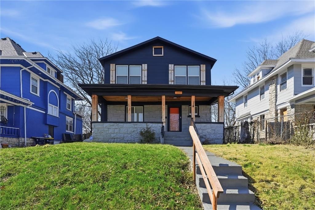 Photo of 2638 Benton Boulevard, Kansas City, MO 64127 (MLS # 2608178)