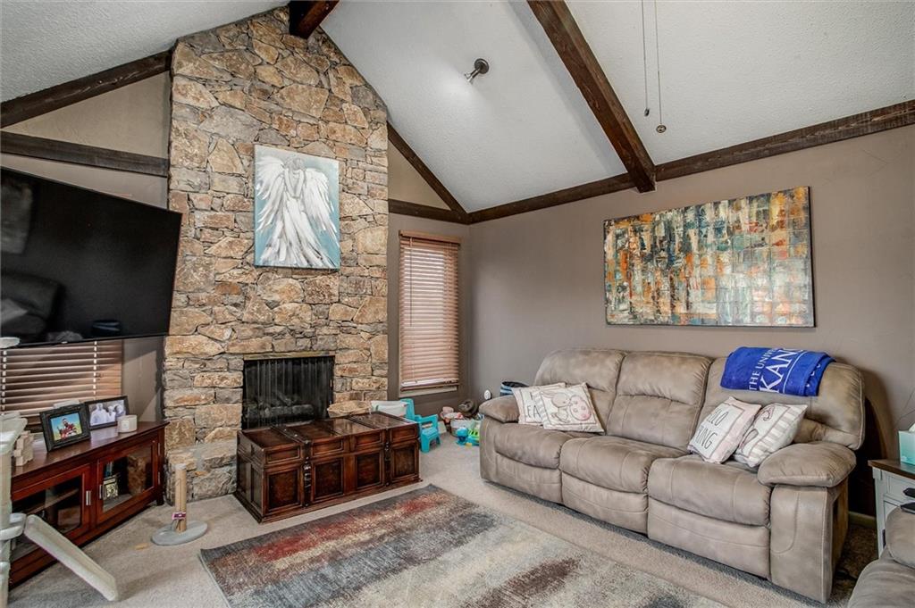 2829 Trenchard Drive