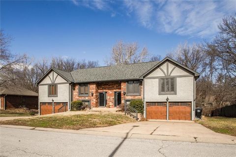 2829 Trenchard Drive Independence MO 64057