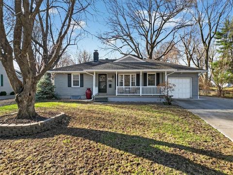 1005 NW Maple Street, Lee\'s Summit, MO 64063 - MLS#: 2601462