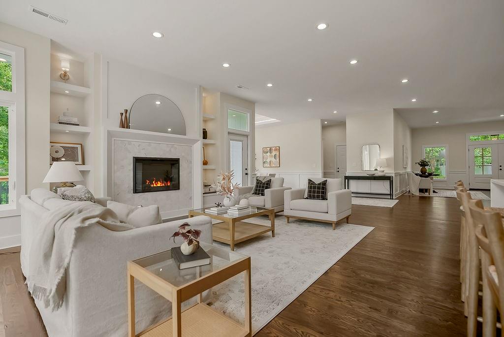 9312 Mohawk Lane