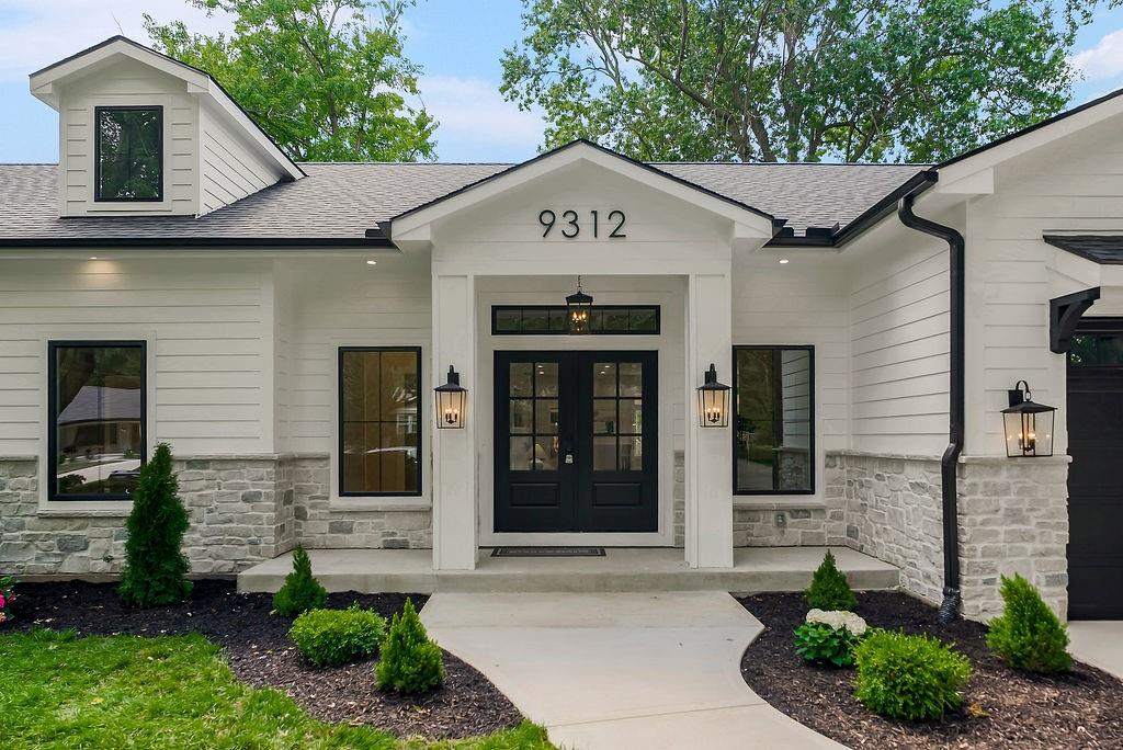 9312 Mohawk Lane