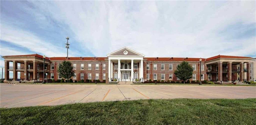 Photo 1 of 10 — 3500 N Village Suite 207 Drive, St Joseph, MO 64506