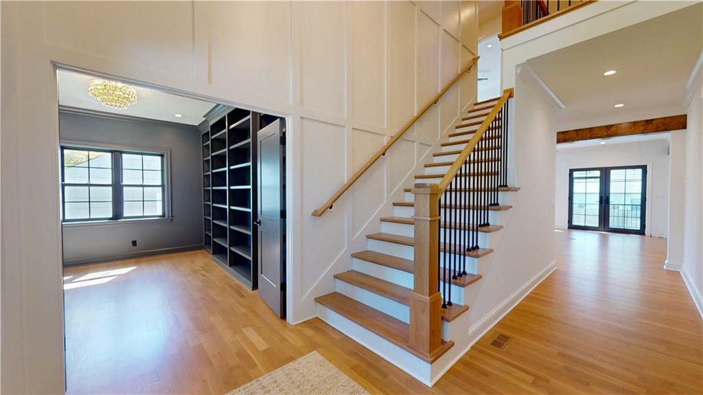 5325 W 72ND Street