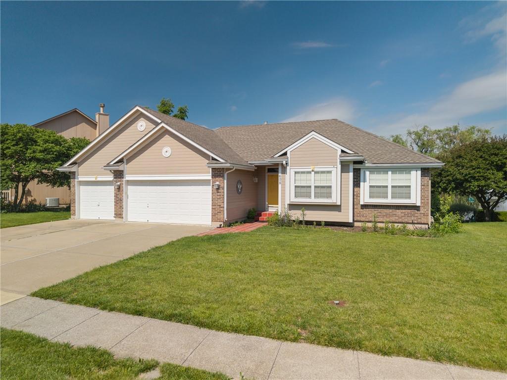 608 Lakeview Drive
