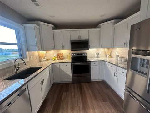 Photo of 2805 Robbie Lane, Sedalia, MO 65301 (MLS # 2616194)
