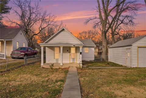 1020 Randolph Street, Leavenworth, KS 66048 - MLS#: 2588039