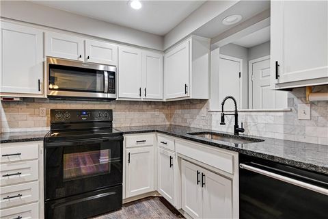 12714 W 110th Terrace, Overland Park, KS 66210 - #: 2511788
