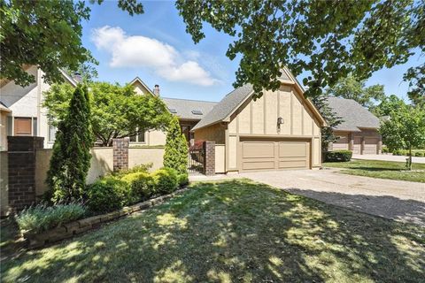 12468 Linden Street Leawood KS 66209