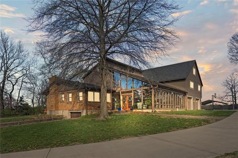 3101 S Santa Fe Road Independence MO 64055
