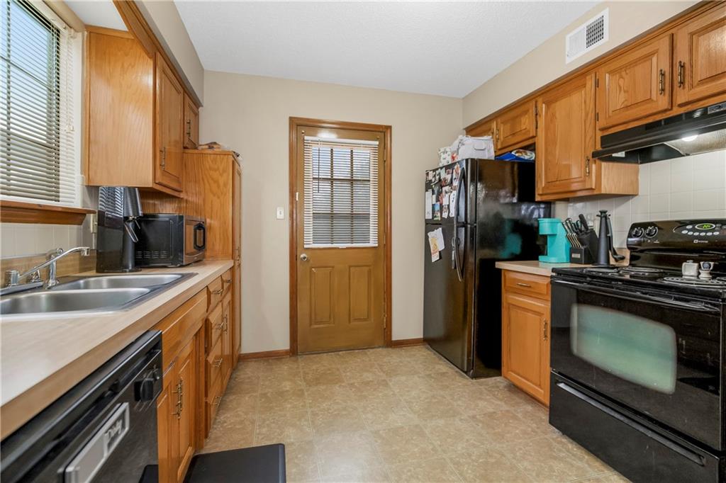 205-207 NW Monroe Street