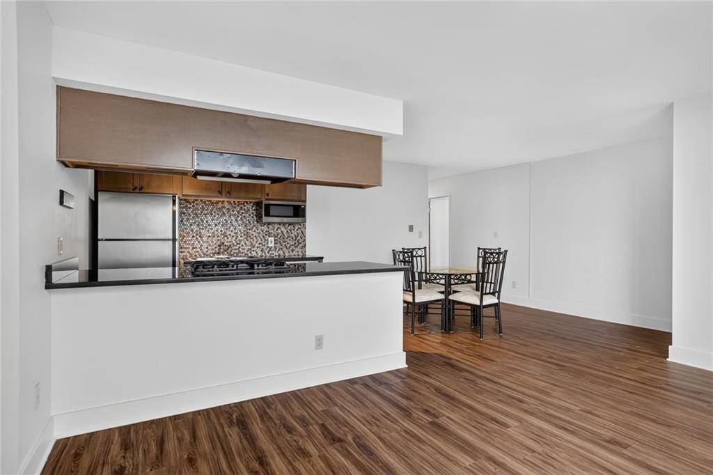 600 E 8th Street 8H