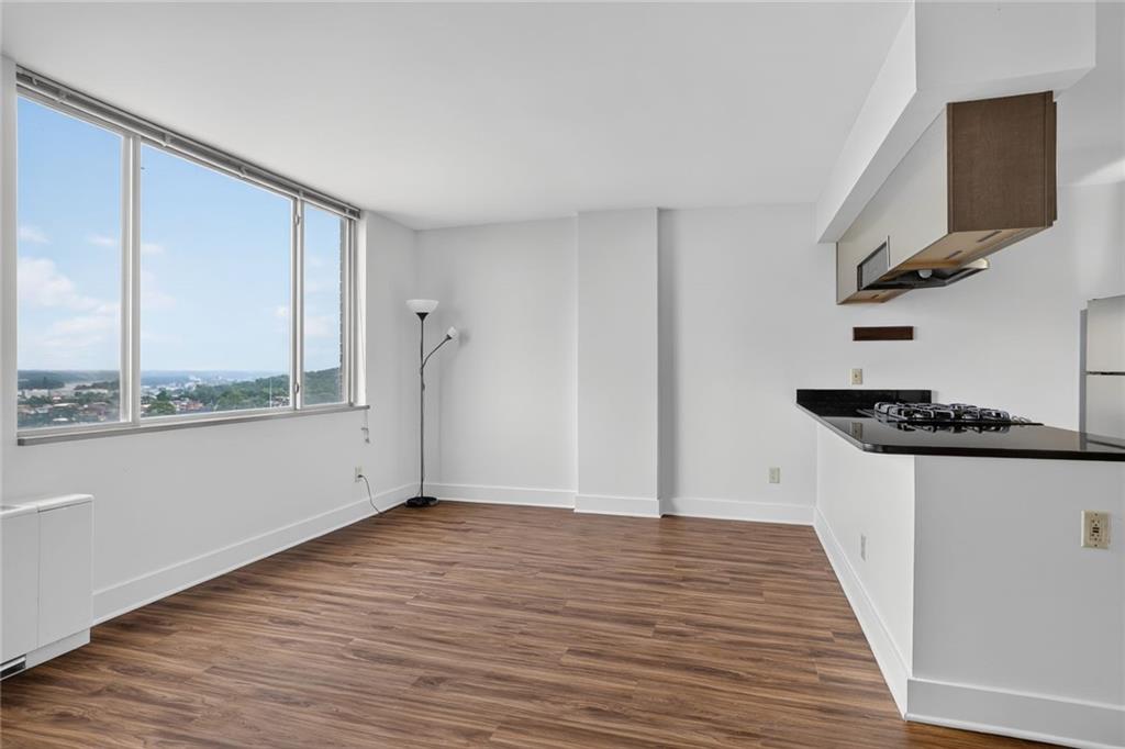 600 E 8th Street 8H