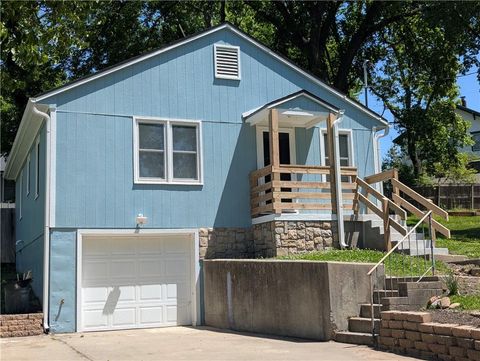 213 Walnut Avenue, Bonner Springs, KS 66012 - MLS#: 2548919