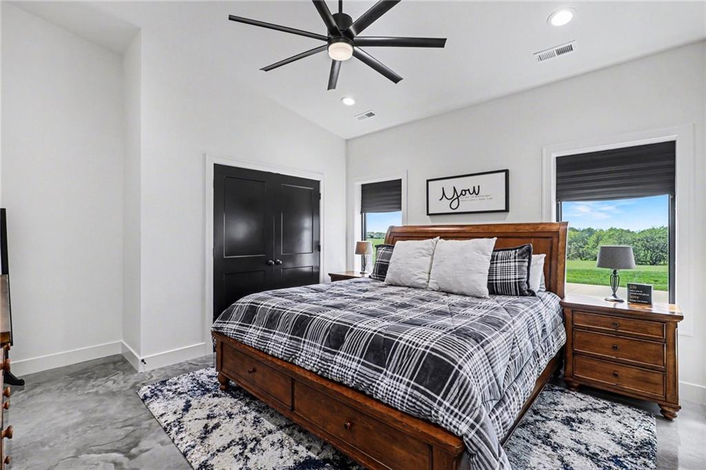 14650 Mt Olivet Rd, Smithville, MO, 64089, USA, 3 Bedrooms Bedrooms, ,2 BathroomsBathrooms,Residential,Active,14650 Mt Olivet Rd,2615576