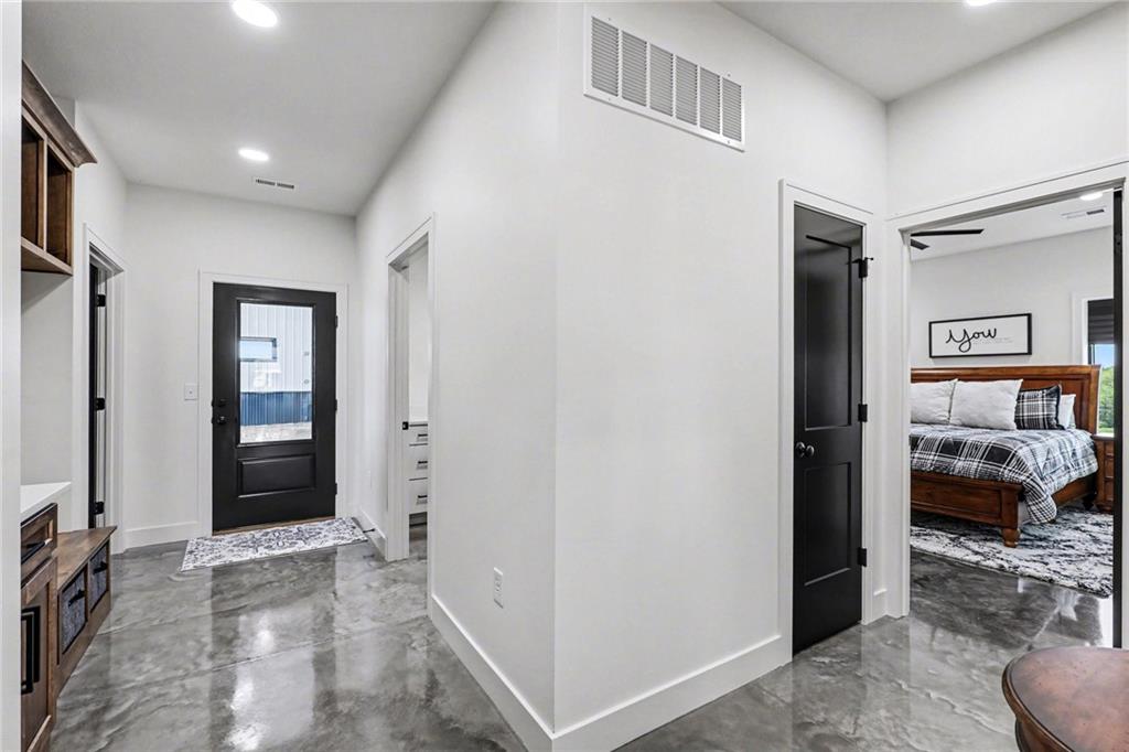 14650 Mt Olivet Rd, Smithville, MO, 64089, USA, 3 Bedrooms Bedrooms, ,2 BathroomsBathrooms,Residential,Active,14650 Mt Olivet Rd,2615576