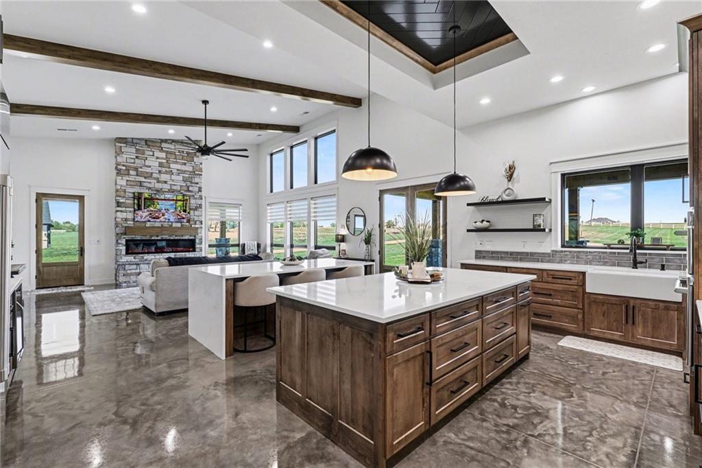 14650 Mt Olivet Rd, Smithville, MO, 64089, USA, 3 Bedrooms Bedrooms, ,2 BathroomsBathrooms,Residential,Active,14650 Mt Olivet Rd,2615576