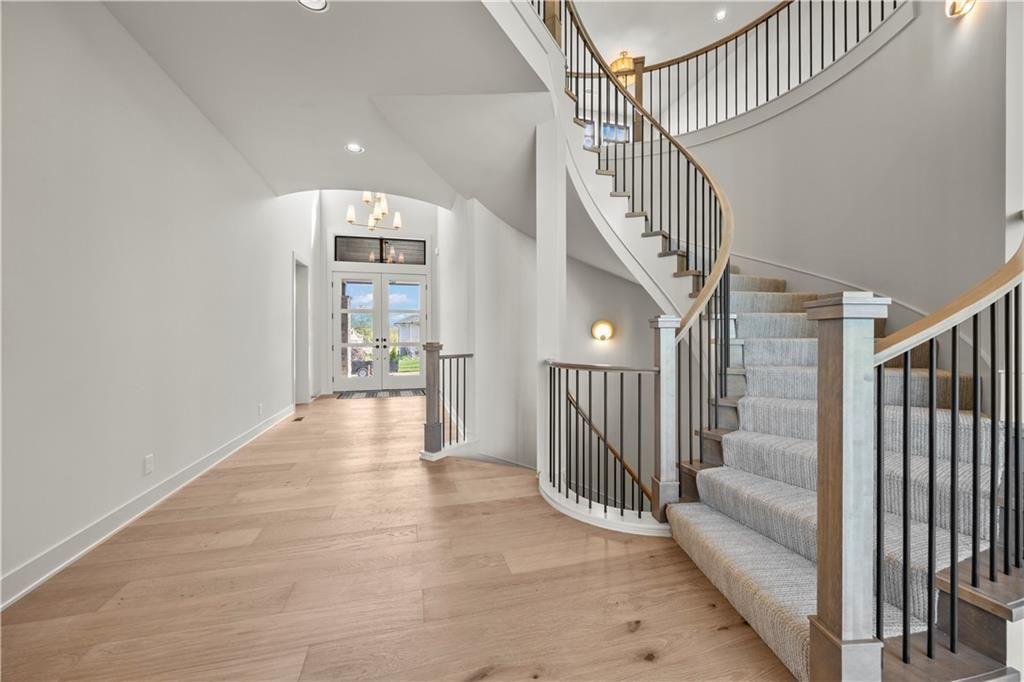 Photo of 11711 W 181st Terrace, Overland Park, KS 66103 (MLS # 2598511)