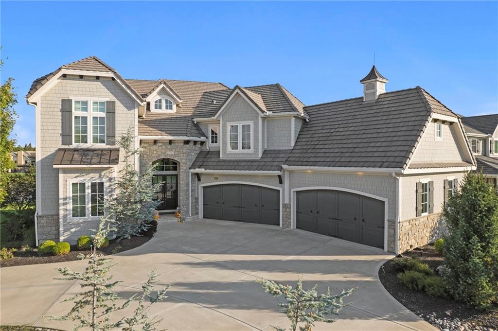 16121 Paradise Street