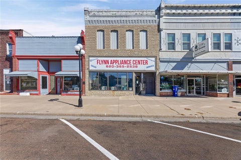 11 N Jefferson Avenue, Iola, KS 66749 - MLS#: 2645854