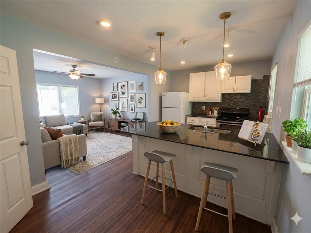 124 S Forest Avenue