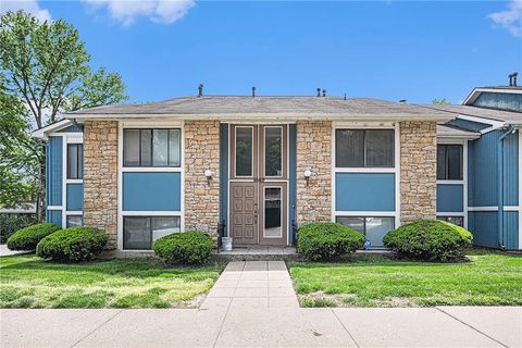 8149 Holmes Road Unit 101, Kansas City, MO 64131 - MLS#: 2548145
