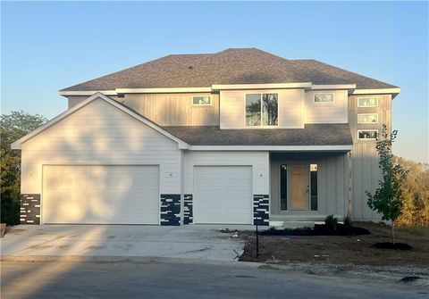 1345 N Holland Court Independence MO 64056