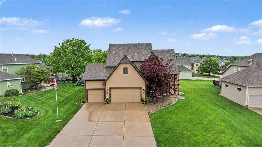 2724 SW Monarch Drive