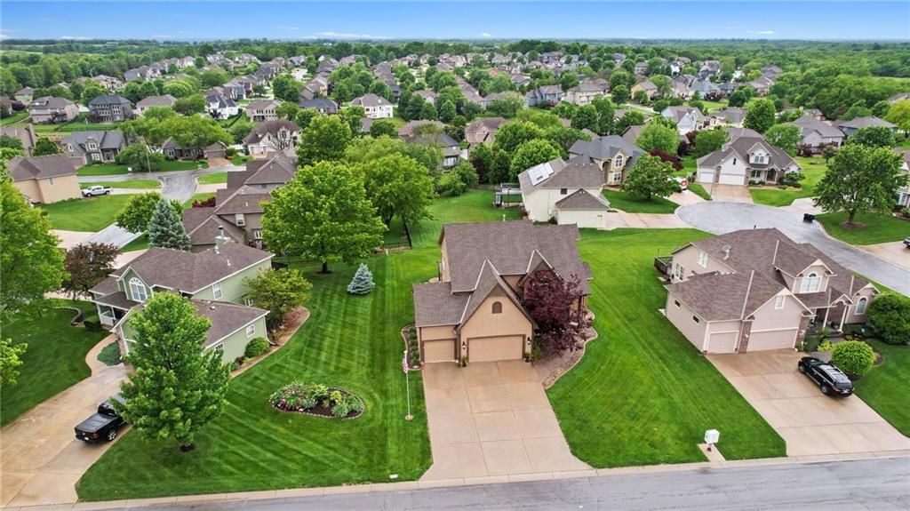 Photo of 2724 SW Monarch Drive, Lees Summit, MO 64082 (MLS # 2618715)
