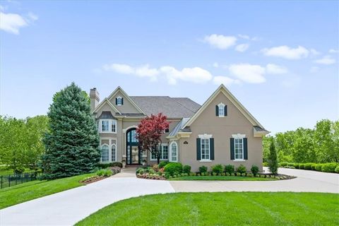 Photo of 15405 Knox Street, Overland Park, KS 66221 (MLS # 2614624)