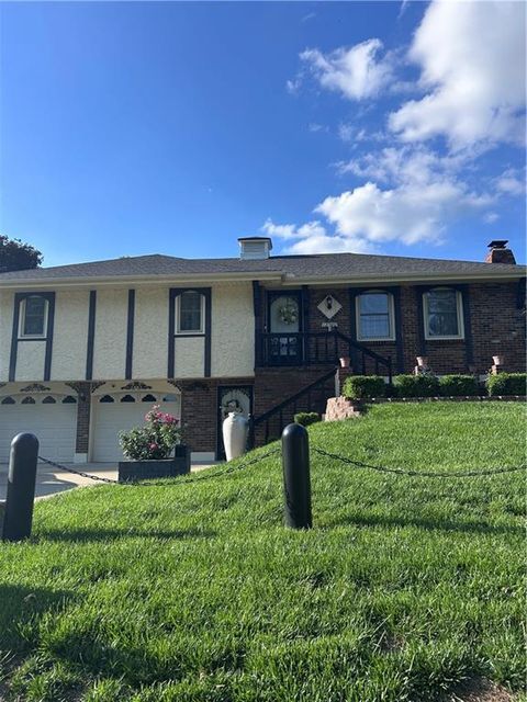Photo of 12720 E Silver Lane, Sugar Creek, MO 64050 (MLS # 2630248)