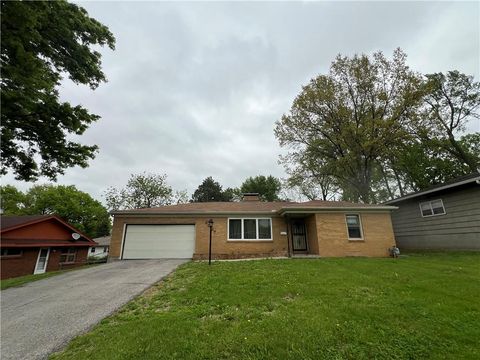 Photo of 2027 N 42nd Street, Kansas City, KS 66104 (MLS # 2617482)