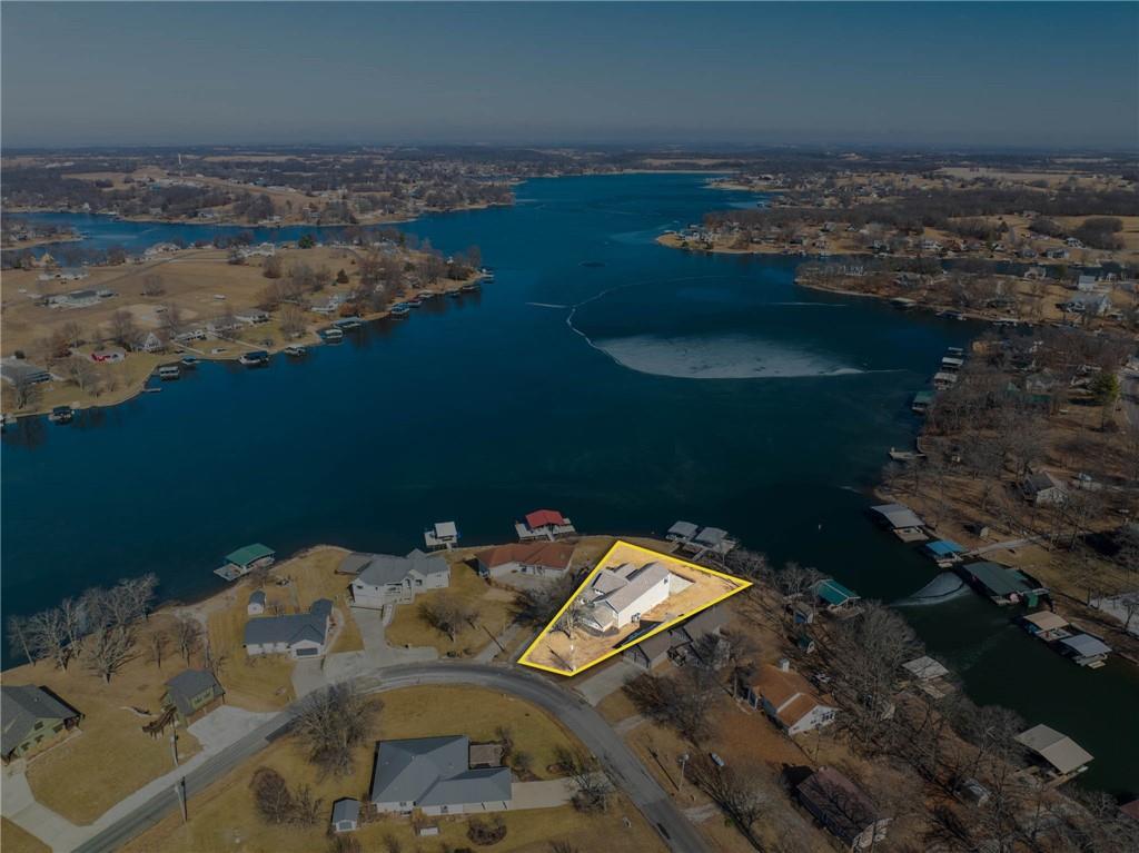 560 Lake Viking Terrace