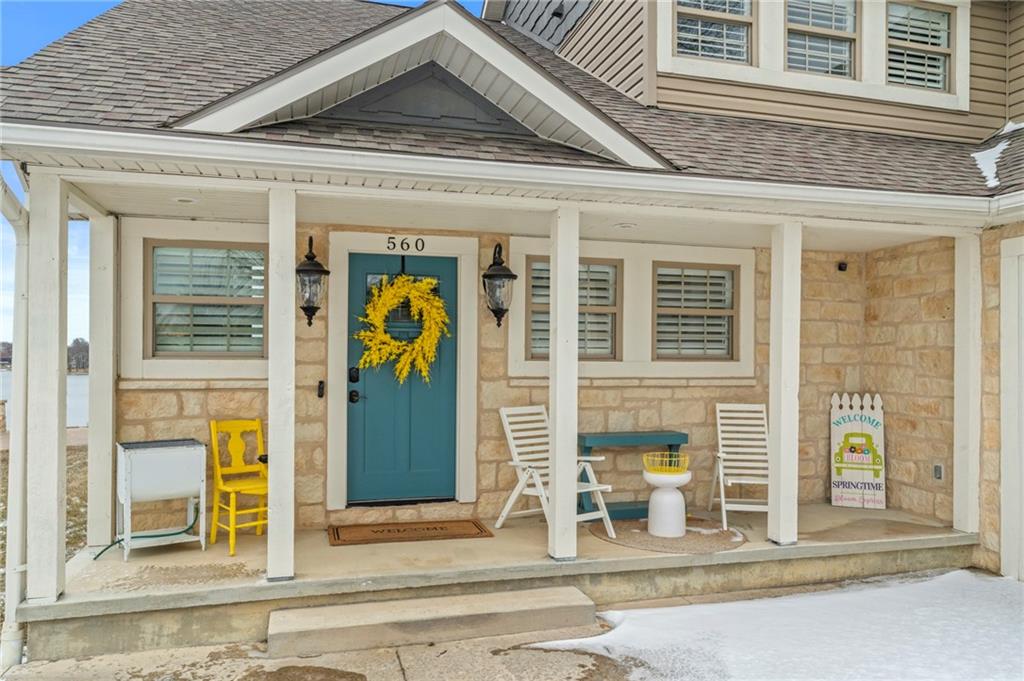 560 Lake Viking Terrace