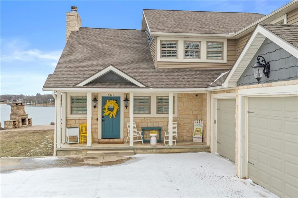 560 Lake Viking Terrace