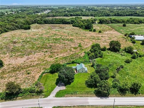 Photo of 5597 SW County Line Road, Trimble, MO 64492 (MLS # 2629330)