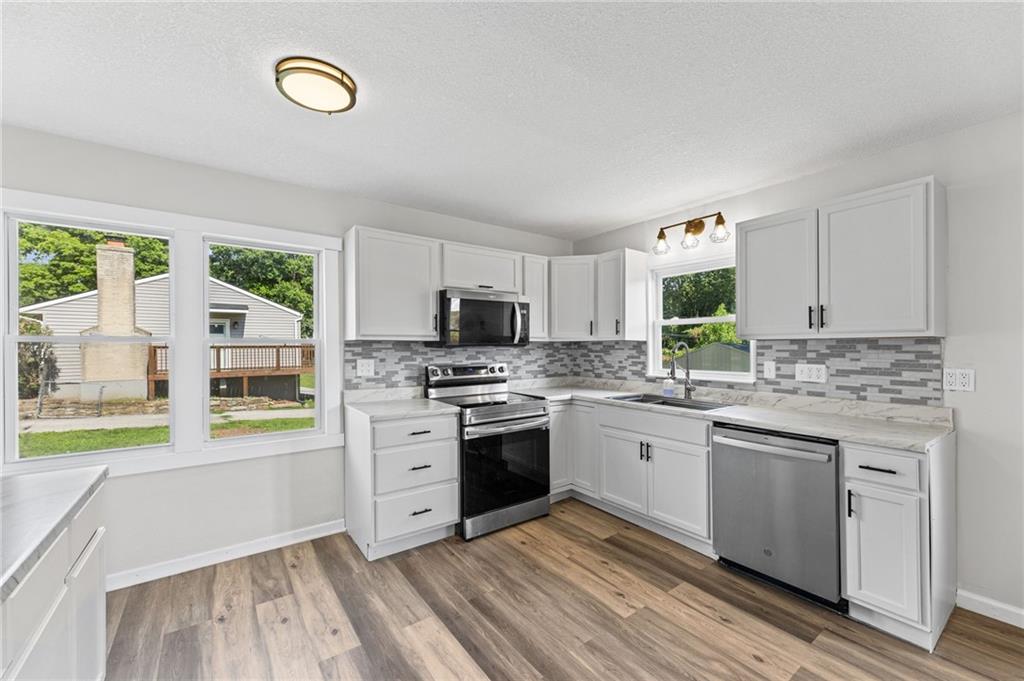 8319 W 77th Street